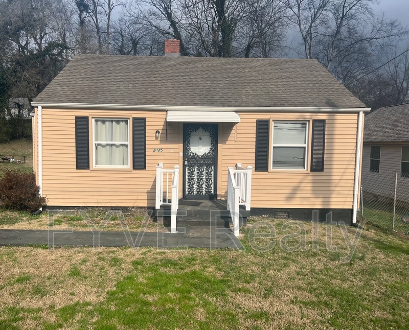 2025 Seminole Ave, Knoxville, TN 37915 House Rental in Knoxville, TN