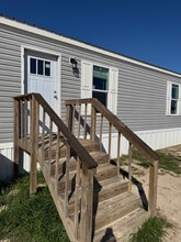 Building Photo - 107 Patriot Ln