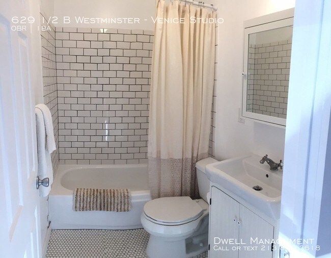 Foto del edificio - 1 Westminster Ave