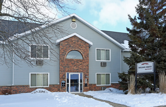 Foto del edificio - Bolson Drive Apartments
