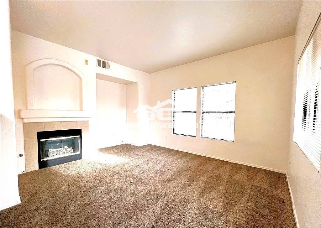 Foto del edificio - 8250 N Grand Canyon Dr