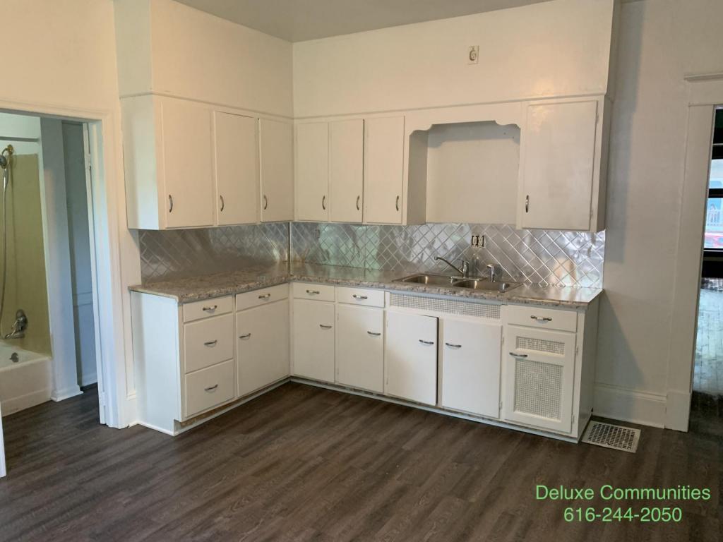 Foto principal - 749 Jackson St NW