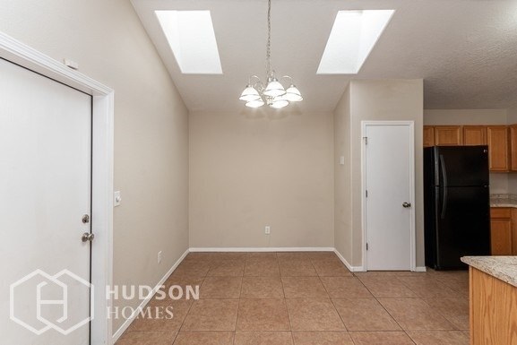 Building Photo - NOW AVAILABLE! 8305 Wynview Court Nw, Albu...