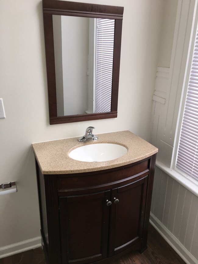 Building Photo - UB Lofts