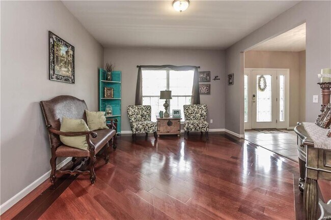Building Photo - 606 Autumnwood Forest Dr