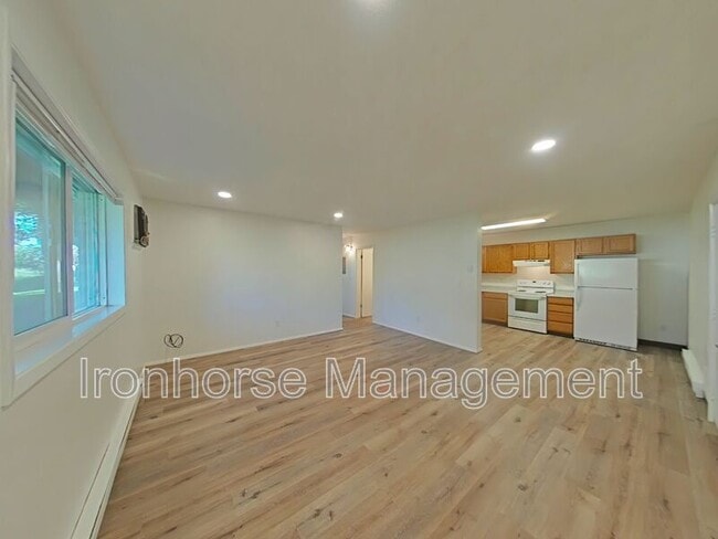 Foto del edificio - 809 W Villard St