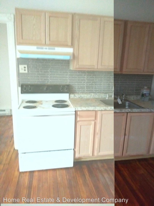 Primary Photo - 3758 Pulaski Ave