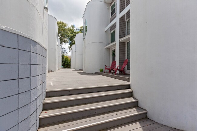 Foto del edificio - 815 W Pensacola St