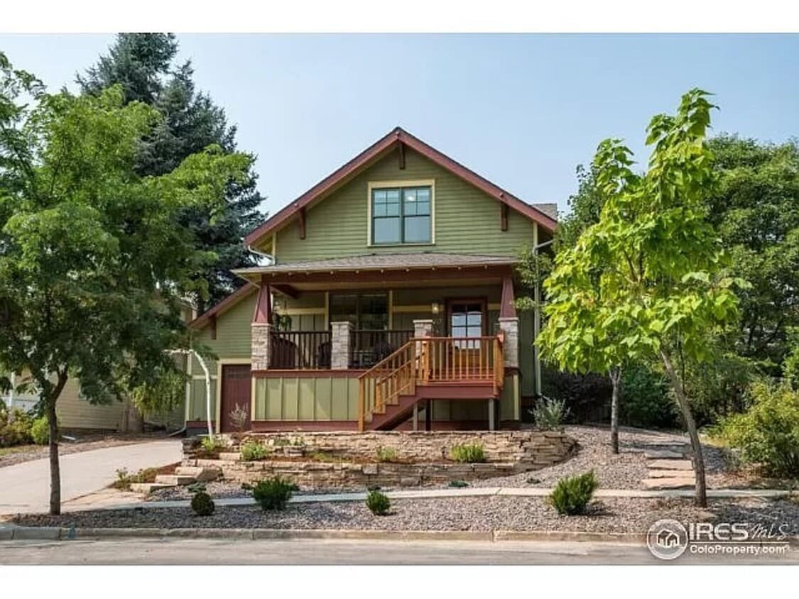 Primary Photo - Charming Craftsman Gem Near McKinley Park