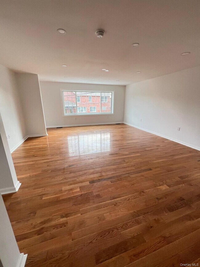 Foto del edificio - 50 Vineyard Ave