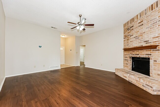 Foto del edificio - 6312 S Chesterfield Dr