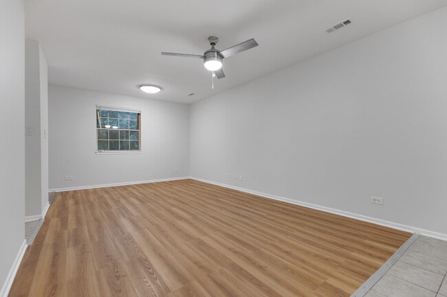 Foto del edificio - 27 N Victoria Ln
