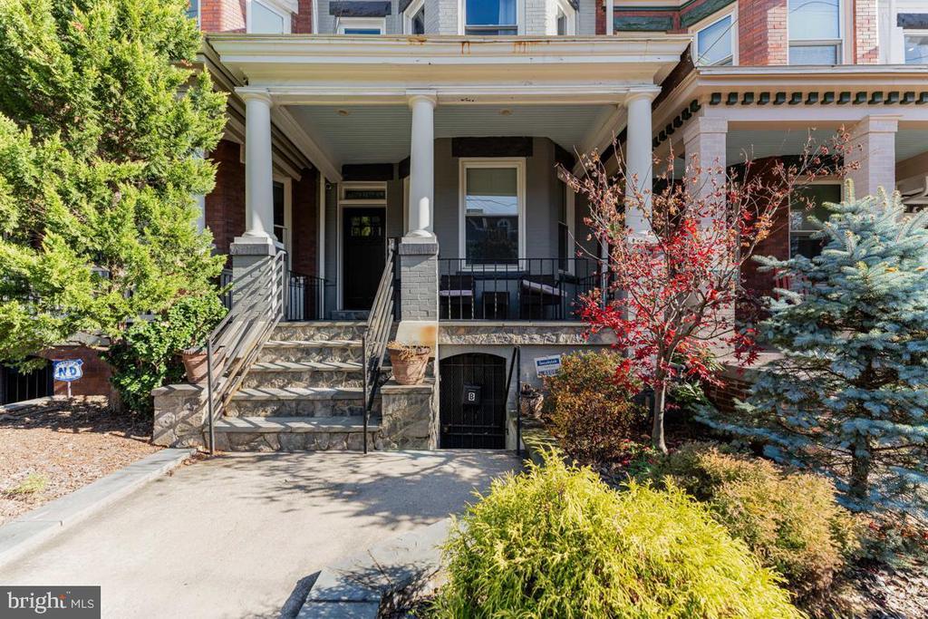 Foto principal - 4509 15th St NW