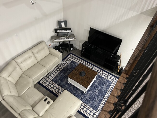 Photo - 1621 Blakely Pl House