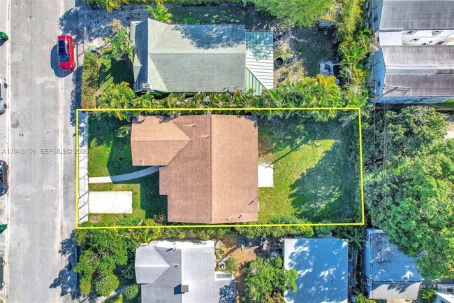 Building Photo - 130 NW 48th St