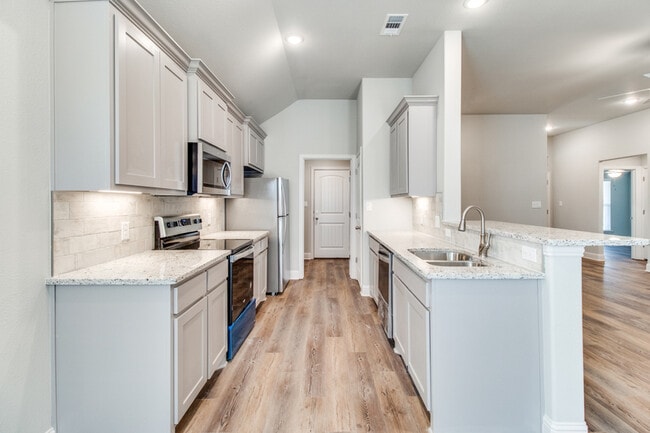 Building Photo - 2816 Orchid Dr