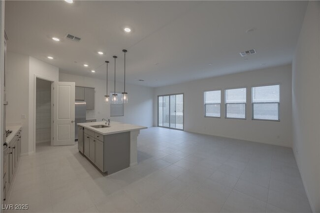 Building Photo - 95 Silver Run Ln