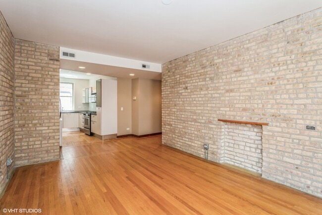 Building Photo - 136 Clyde Ave