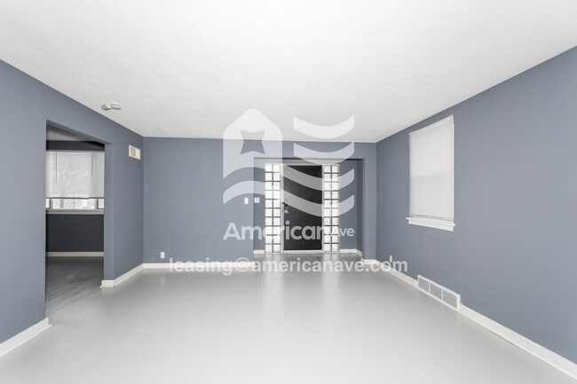 Building Photo - 1223 Portage Ave