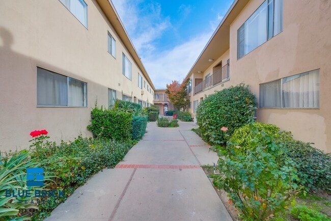 Building Photo - 5312 Corteen Pl