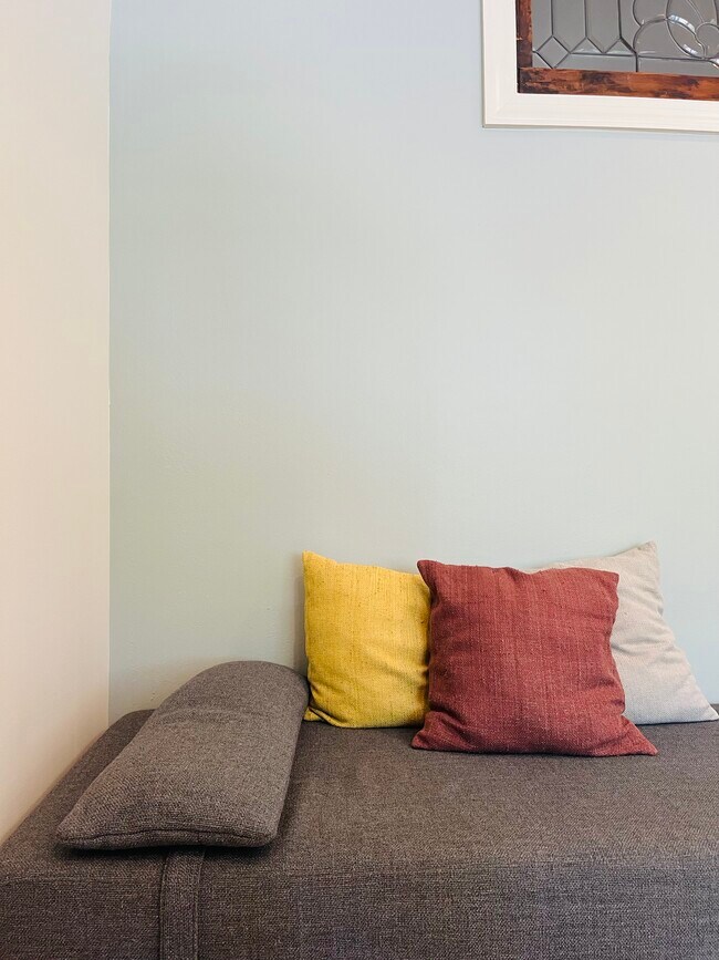 Living room - 2603 O St NW