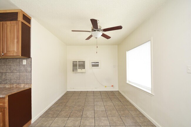 Building Photo - 1245 S Montebello Blvd