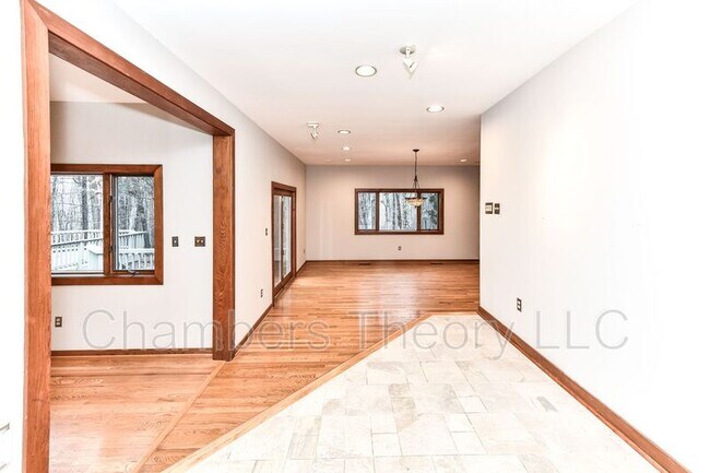 Foto del edificio - 440 Springvale Rd