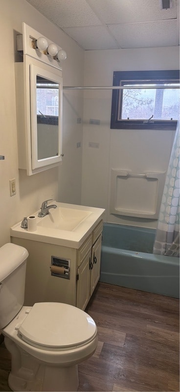 Foto del edificio - 524 Breezy Point Dr