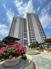 Building Photo - 1111 Hermann Dr