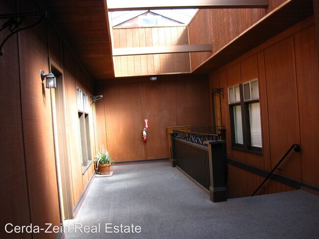 Foto del edificio - 1235 Park St