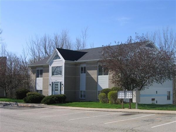 Building Photo - 2 br, 1 bath Apartment - Ridgeview