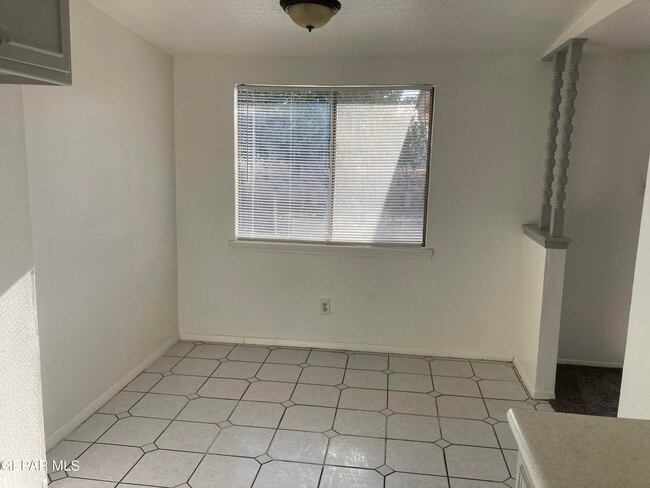 Building Photo - 2105 Villa Plata Dr