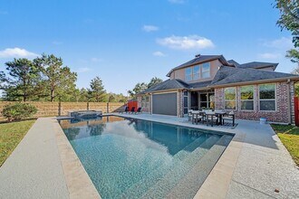 Building Photo - 28298 Calaveras Lake Dr