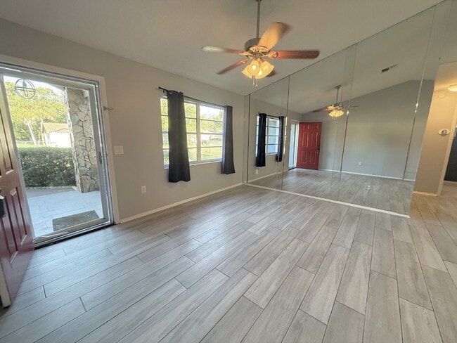 Building Photo - 8023 Wooden Dr