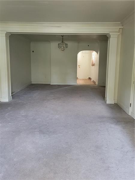 Foto del edificio - 5557 Beacon St
