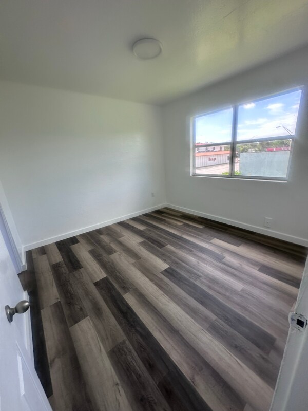 Foto del edificio - 5820 NW 17th Ave