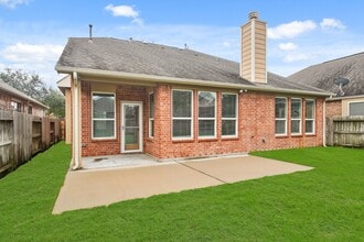 Building Photo - 10011 Western Pine Trail