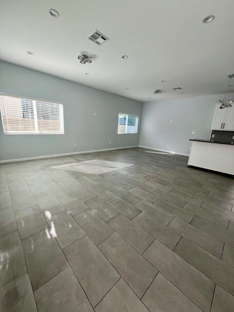 Foto del edificio - 1040 Ruberta Ave