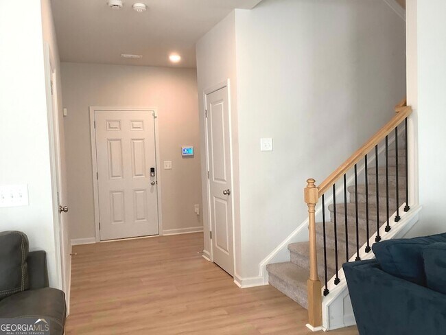 Foto del edificio - 110 Summit Pointe Ln