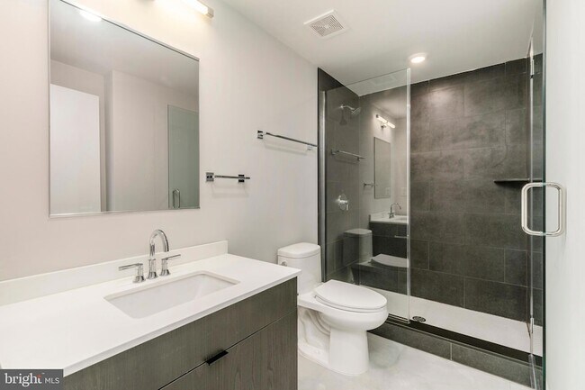 Foto del edificio - 3449 Scotts Ln