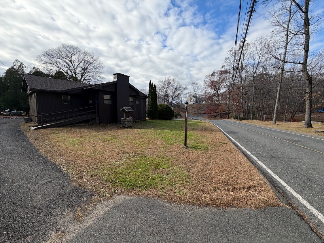 Foto del edificio - 246 Central Ave