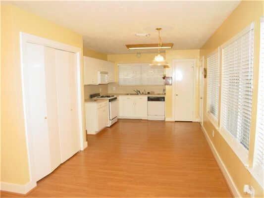 Foto del edificio - 5307 Summit Lodge Dr