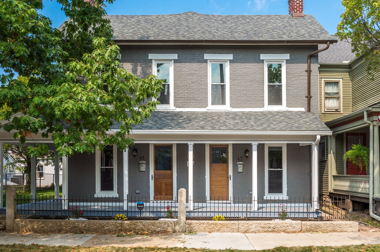 Primary Photo - 41 Green St