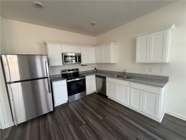 Building Photo - 109 Feeney Ln