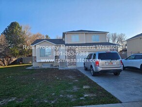 Building Photo - 5491 W Sunshade Cv