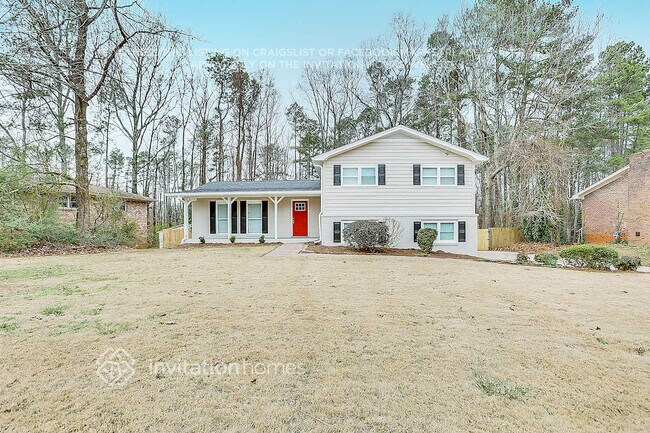 Building Photo - 3269 Robin Hood Ln