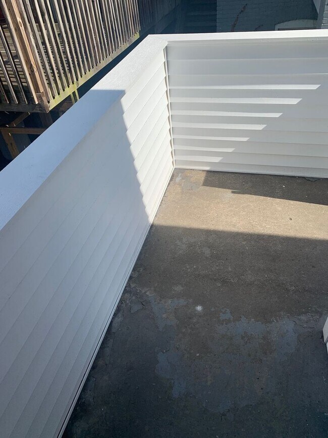 Foto del edificio - Luxury 2 Bedroom/1 Bathroom Remodel in Sou...