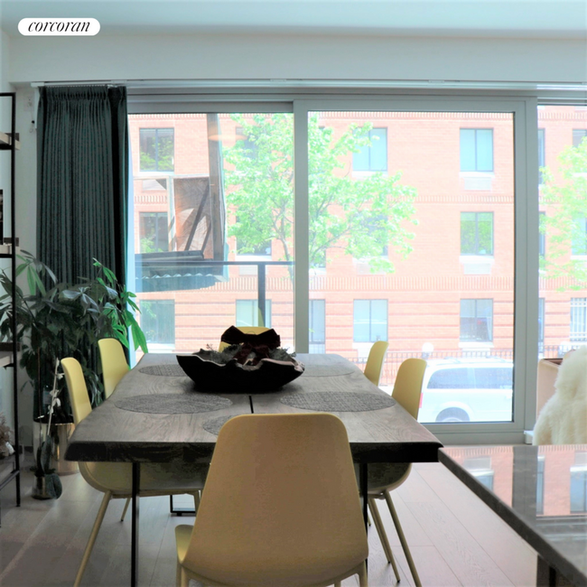 Foto del edificio - 424 W 52nd St