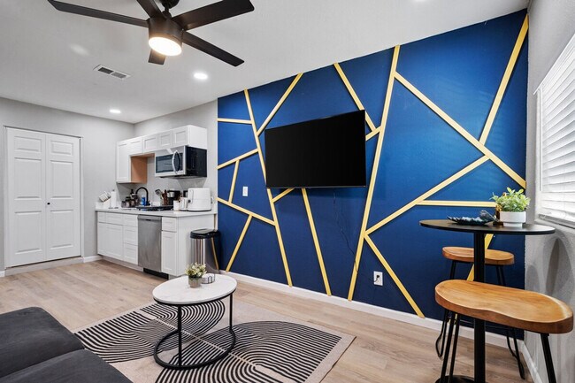 Foto del edificio - 4117 W Virginia Ave