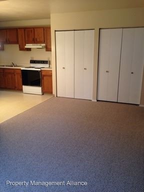 Foto del edificio - 1 br, 1 bath Apartment - 322 First St.